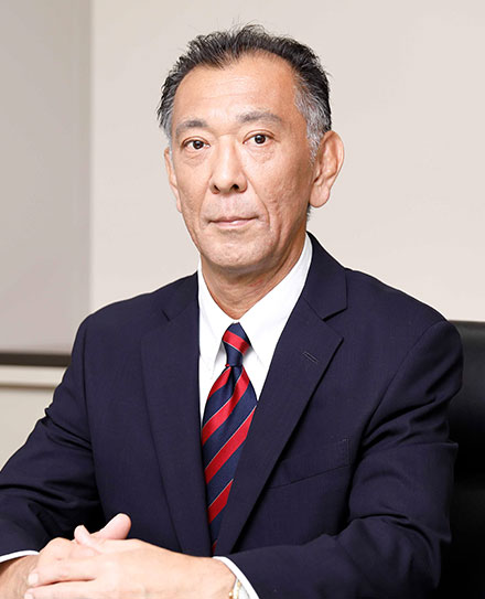 阿部 且